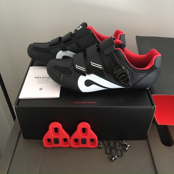 Peloton Shoes - Peloton Cycling Shoes (Size 8/39)